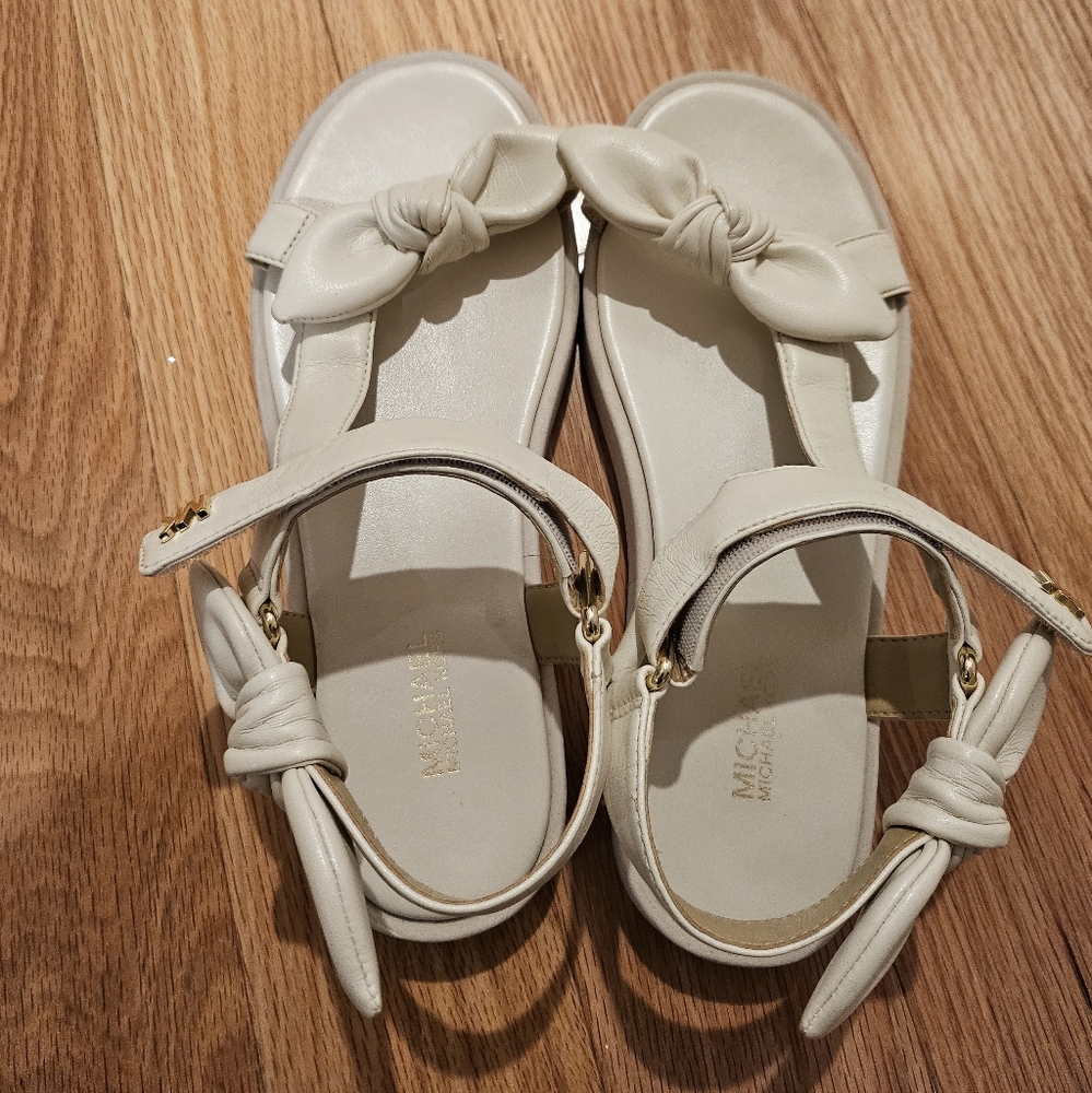 michael kors flatform